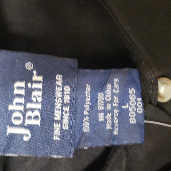 John Blair long sleeve shirt//never worn - Picture 2 of 3